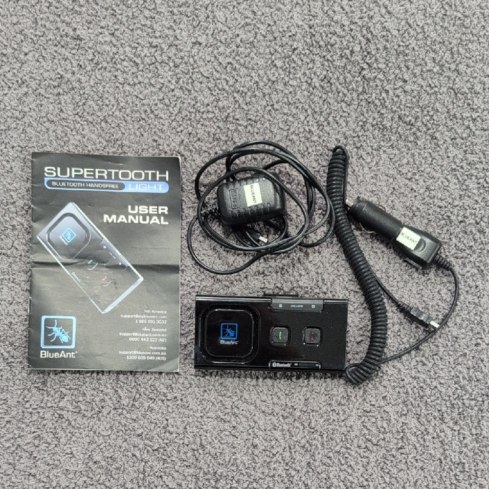 BlueAnt Supertooth Bluetooh Handsfree Cellphone Kit